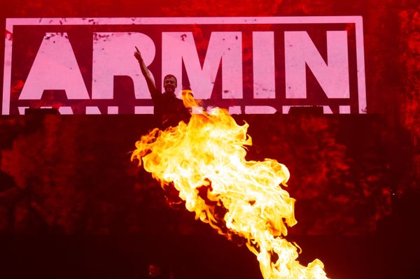 Голландский диджей, продюсер и ремиксер Армин ван Бюрен на концерте WCIT 2019 на Площади Республики в Ереване - Sputnik Армения