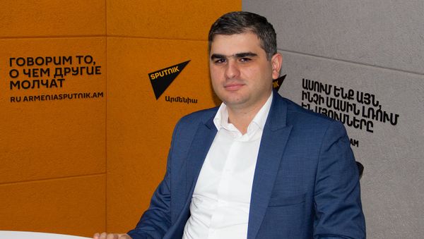 Сурен Парсян - Sputnik Արմենիա