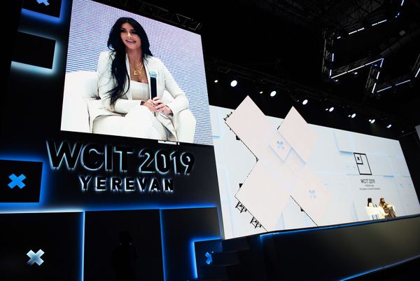 Քիմ Քարդաշյանը մասնակցում է  WCIT 2019 համաշխարհային ֆորումին - Sputnik Արմենիա