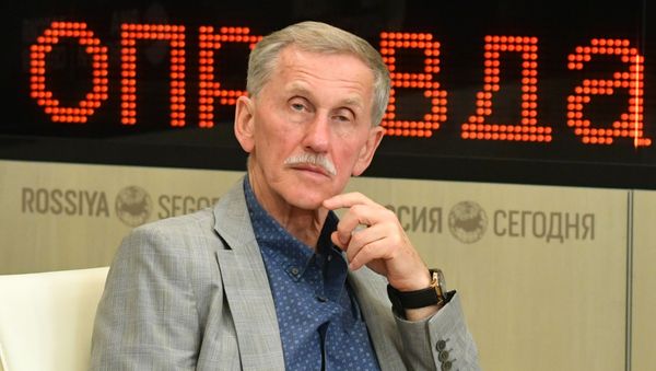 Старший научный сотрудник Института мировой экономики и международных отношений им Е.М. Примакова Российской академии наук (РАН) Владимир Оленченко Старший научный сотрудник Института мировой экономики и международных отношений им Е.М. Примакова Российской академии наук (РАН) Владимир Оленченко - Sputnik Армения