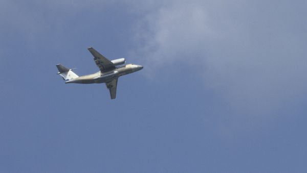 Ближнемагистральный транспортный самолет Ан-74. Архивное фото - Sputnik Армения