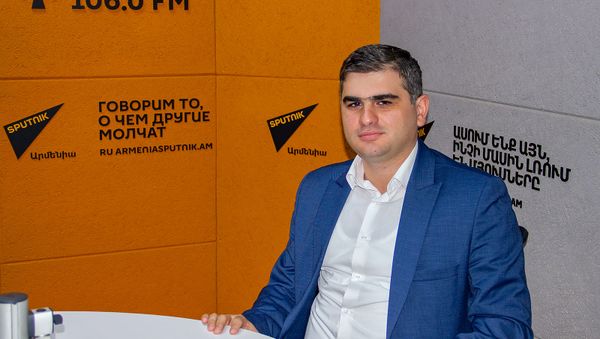 Сурен Парсян - Sputnik Արմենիա