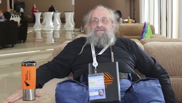 Публицист, журналист, телеведущий, политический консультант, многократный победитель интеллектуальных телеигр Анатолий Вассерман - Sputnik Армения