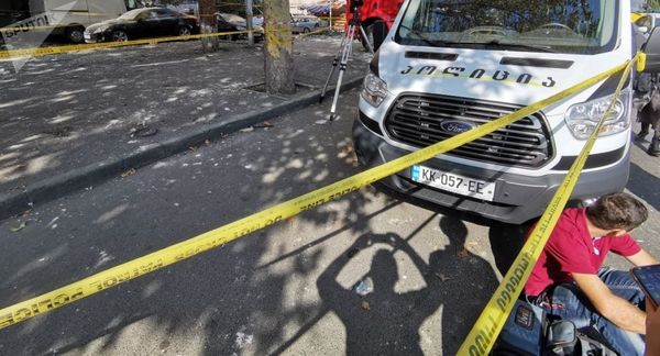 Мощный взрыв в многоэтажке в Тбилиси, армян среди пострадавших нет Мощный взрыв в многоэтажке в Тбилиси, армян среди пострадавших нет - Sputnik Армения