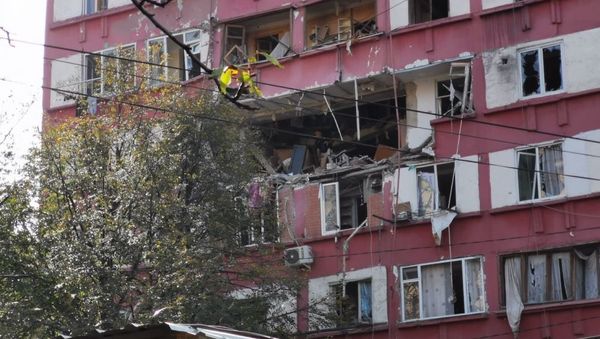 Взрыв газа в жилом доме на проспекте Гурамишвили в столице Грузии Взрыв газа в жилом доме на проспекте Гурамишвили в столице Грузии - Sputnik Армения