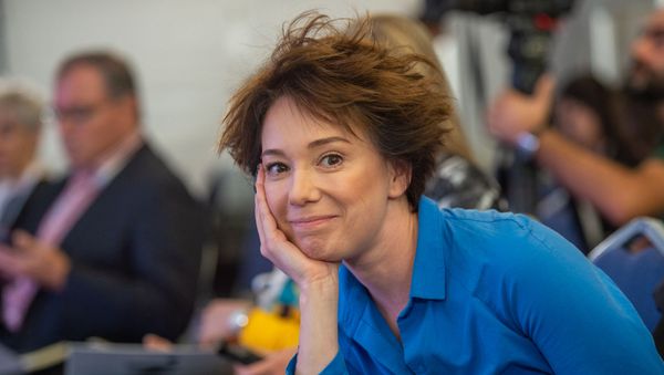 Чулпан Хаматова на площади Свободы в Ереване - Sputnik Армения