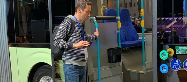 Мэр Еревана Айк Марутян посетил выстравку BusWorld Europe 2019 (20 октября 2019). Брюсель - Sputnik Արմենիա