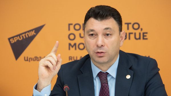 Пресс-конференция Эдуарда Шармазанова (20 октября 2019). Еревaн - Sputnik Արմենիա