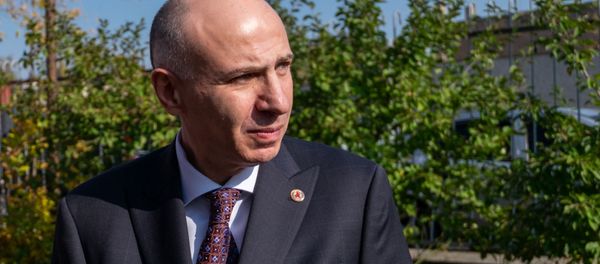 Директор Республиканского центра по профилактике СПИДа Самвел Григорян на мероприятии, посвященном 30-летию создания Центра (23 октября 2019). Еревaн Директор Республиканского центра по профилактике СПИДа Самвел Григорян на мероприятии, посвященном 30-летию создания Центра (23 октября 2019). Еревaн - Sputnik Արմենիա