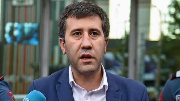 Адвокат Рубен Меликян ответил на вопросы журналистов (23 октября 2019). Ереван - Sputnik Армения