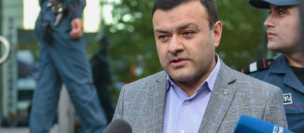 Адвокат Ерванд Варосян ответил на вопросы журналистов (23 октября 2019). Ереван Адвокат Ерванд Варосян ответил на вопросы журналистов (23 октября 2019). Ереван - Sputnik Армения