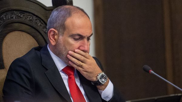 Премьер-министр Никол Пашинян на заседании правительства Армении (24 октября 2019). Еревaн - Sputnik Армения