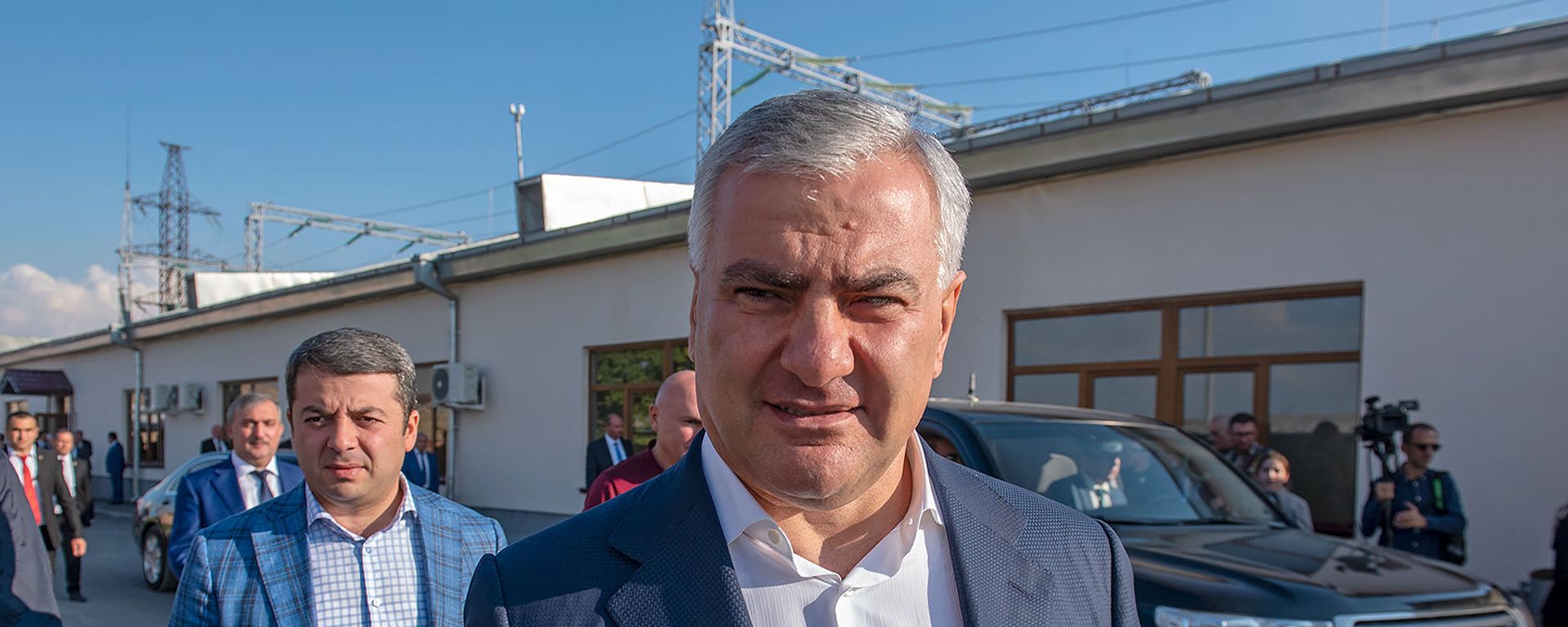Российско-армянский предприниматель, владелец холдинга Ташир груп Самвел Карапетян на открытии отремонтированной высоковольтной подстанции Ахтанак (24 октября 2019). Еревaн Российско-армянский предприниматель, владелец холдинга Ташир груп Самвел Карапетян на открытии отремонтированной высоковольтной подстанции Ахтанак (24 октября 2019). Еревaн - Sputnik Армения, 1920, 23.01.2020