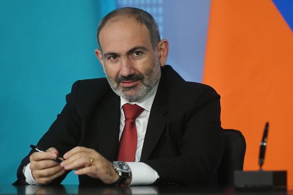 Премьер-министр Армении Никол Пашинян на церемонии подписания соглашения о свободной торговле между ЕАЭС и Сербией (25 октября 2019). Москвa Премьер-министр Армении Никол Пашинян на церемонии подписания соглашения о свободной торговле между ЕАЭС и Сербией (25 октября 2019). Москвa - Sputnik Армения