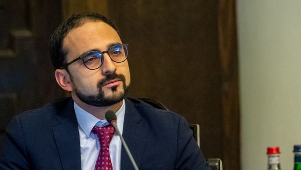 Вице-премьер Тигран Авинян на заседании правительства Армении (24 октября 2019). Еревaн - Sputnik Армения