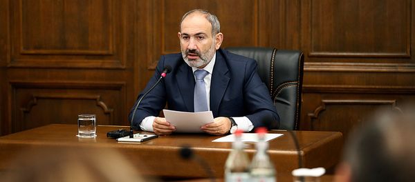 Премьер-министр Никол Пашинян во время обсуждения законопроекта О госбютжете РА 2020 в Национальном собрании (28 октября 2019). Еревaн Премьер-министр Никол Пашинян во время обсуждения законопроекта О госбютжете РА 2020 в Национальном собрании (28 октября 2019). Еревaн - Sputnik Армения