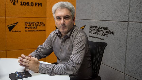 «Հաջող սենդափոխությունը ապագա հաղթանակների հիմքն է». Վլադիմիր Հակոբյան - Sputnik Արմենիա