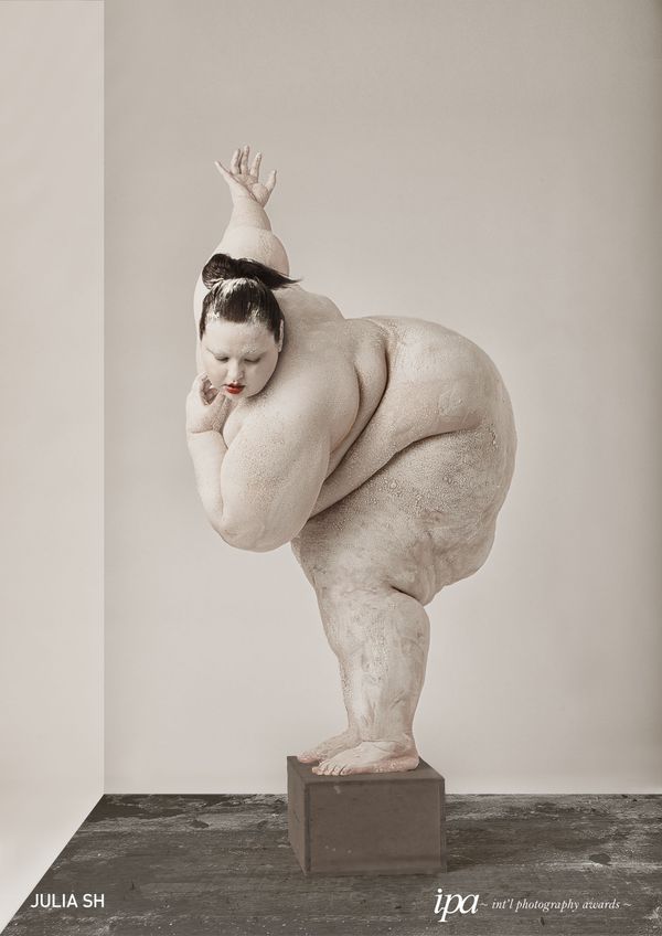 Снимок Studio Practice  фотографа  Julia SH, победивший в категории Fine Art Photographer Of the Year среди Non-Professional конкурса International Photography Awards 2019 - Sputnik Армения