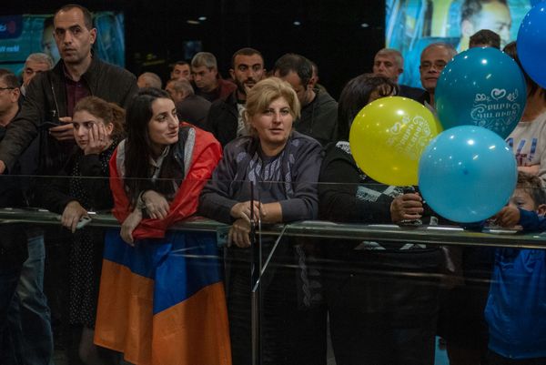 Встреча тяжелоатлетов в аэропорту Звартноц (29 октября 2019). Еревaн Встреча тяжелоатлетов в аэропорту Звартноц (29 октября 2019). Еревaн - Sputnik Армения