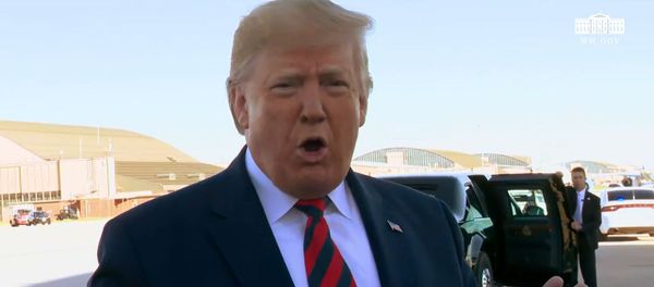 Ошибочка вышла: Трамп назвал Зеленского новым президентом России Ошибочка вышла: Трамп назвал Зеленского новым президентом России - Sputnik Армения