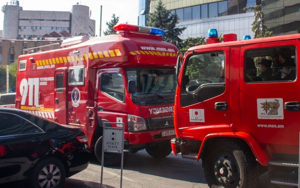 Эвакуация в гостинице Hyatt Place (29 октября 2019). Еревaн - Sputnik Армения