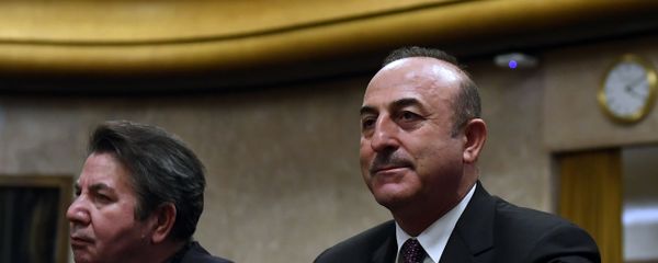 Министр иностранных дел Турции Мевлют Чавушоглу  - Sputnik Армения