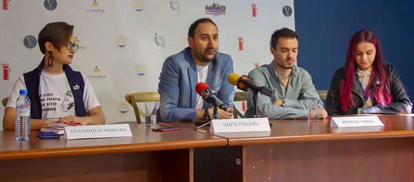 Пресс-конференция участников XIV Ереванского международного шекспировского театрального фестиваля (1 ноября 2019). Еревaн Пресс-конференция участников XIV Ереванского международного шекспировского театрального фестиваля (1 ноября 2019). Еревaн - Sputnik Армения
