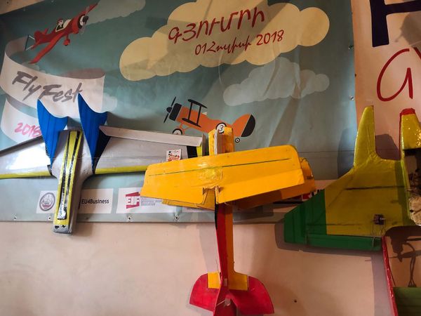 Ավիամոդելավորում և հրթիռաշինություն. Գյումրիում նաև աղջիկներն են թռչող սարքեր ստեղծում - Sputnik Արմենիա