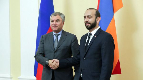 Рабочий визит Председателя Госдумы России Вячеслава Володина в Армению (4 ноября 2019). Еревaн - Sputnik Армения