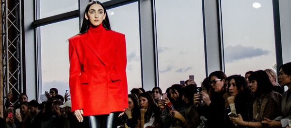 Показ бренда Dalood в рамках недели моды Mercedes-Benz Fashion Week Tbilisi (2-4 ноября 2019). Тбилиси - Sputnik Արմենիա