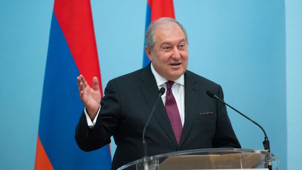 Президент Армении Армен Саркисян во время совместной с президентом Греции пресс-конференции (5 ноября 2019). Еревaн - Sputnik Армения