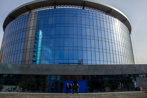 Здание Ереванского цирка Здание Ереванского цирка - Sputnik Армения