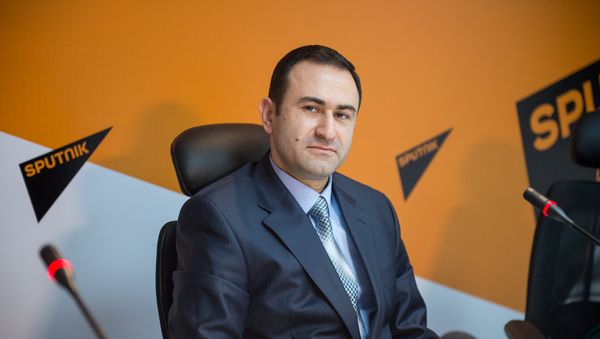 Айк Енокян - Sputnik Արմենիա