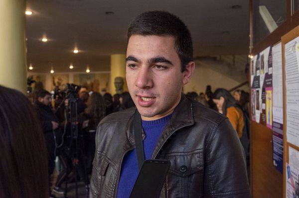 Младотурки позавидовали бы: преподаватели ЕГУ присоединились к забастовке студентов - Sputnik Армения