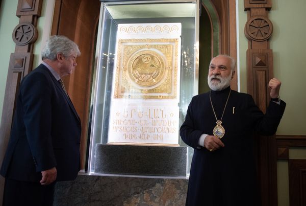 «Նկարը կչորանա, ցերեկ կլինի». ինչպես ռուս պատգամավորներին դիմավորեցին Հայաստանում - Sputnik Արմենիա