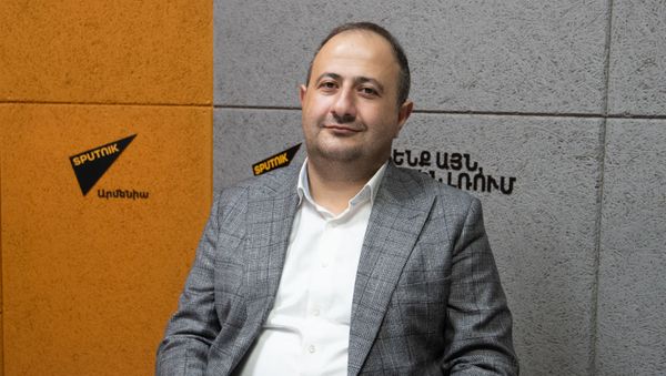 Рубен Мелконян - Sputnik Արմենիա