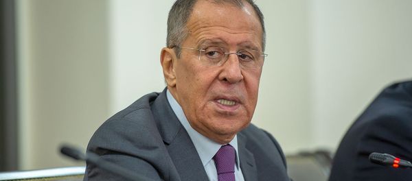 Министр иностранных дел России Сергей Лавров на встрече с армянском коллегой (11 ноября 2019). Еревaн Министр иностранных дел России Сергей Лавров на встрече с армянском коллегой (11 ноября 2019). Еревaн - Sputnik Армения