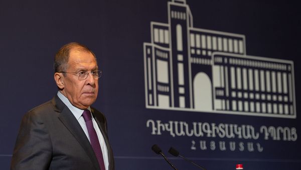 Выступление министра иностранных дел России Сергея Лаврова в дипломатической школе Армении (11 ноября 2019). Еревaн - Sputnik Արմենիա