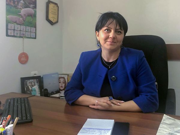 Բռնության հետքեր են եղել. Գյումրիում տոպրակի մեջ հայտնաբերված երեխաները կրկին մանկատանն են - Sputnik Արմենիա