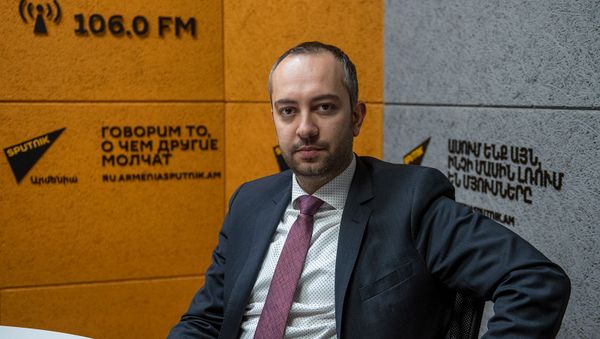 Эдуард Агаджанян - Sputnik Армения