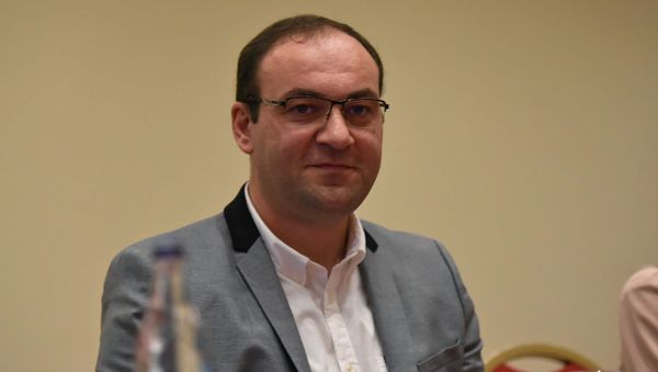 Пресс-конференция Арсена Бабаяна (14 ноября 2019). Еревaн - Sputnik Արմենիա