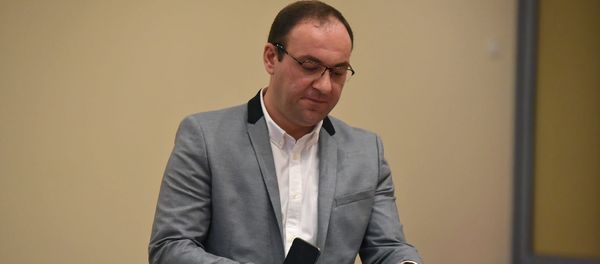 Пресс-конференция Арсена Бабаяна (14 ноября 2019). Еревaн - Sputnik Արմենիա