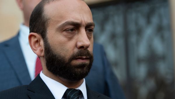 Председатель Национального собрания Армении Арарат Мирзоян ответил на вопросы журналистов (14 ноября 2019). Еревaн - Sputnik Армения