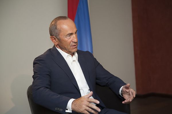 Роберт Кочарян - Sputnik Արմենիա