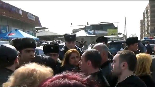Пикет на рынке Малатиа-Себастия - Sputnik Արմենիա
