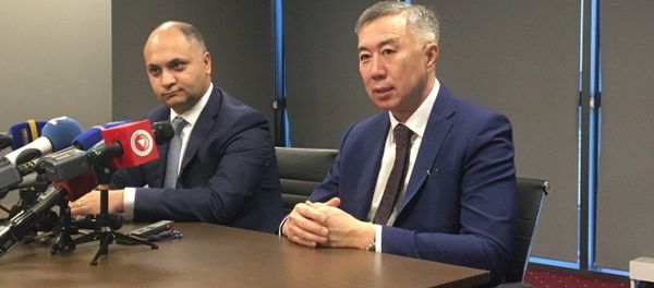 Пресс конференция председателя ГКЗЭК РА Гегама Геворгяна и члена Коллегии (Министра) ЕЭК по конкуренции и антимонопольному регулированию Жумангарина Серика Макашевича (20 ноября 2019). Еревaн - Sputnik Արմենիա