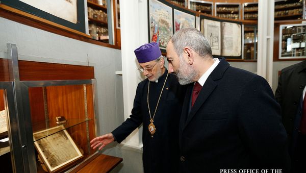 Премьер-министр Никол Пашинян посетил остров Святого Лазаря (20 ноября 2019). Венеция - Sputnik Армения