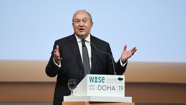 Выступление президента Армении Армена Саркисяна на 10-м Всемирном иновационном саммите по образованию (WICE2019) (20 ноября 2019). Доха - Sputnik Армения