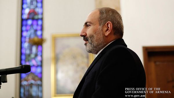 Премьер-министр Никол Пашинян на встрече с армянской диаспорой в Милане (20 ноября 2019). Италия - Sputnik Армения