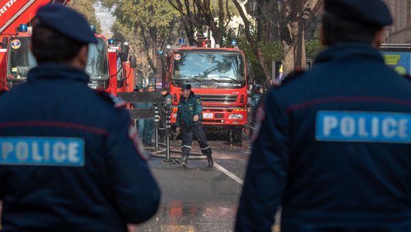 Пожар на перекрестке улиц Абовяна и Пушкина (21 ноября 2019). Еревaн Пожар на перекрестке улиц Абовяна и Пушкина (21 ноября 2019). Еревaн - Sputnik Արմենիա